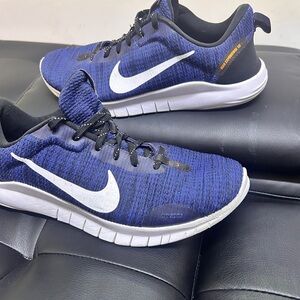 Nike Flex Blue and Black Sneakers